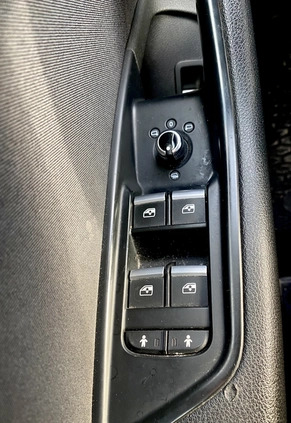 Audi A4 cena 86977 przebieg: 188895, rok produkcji 2019 z Myślenice małe 704